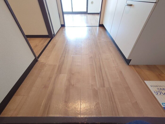 物件内観写真19　(廊下)