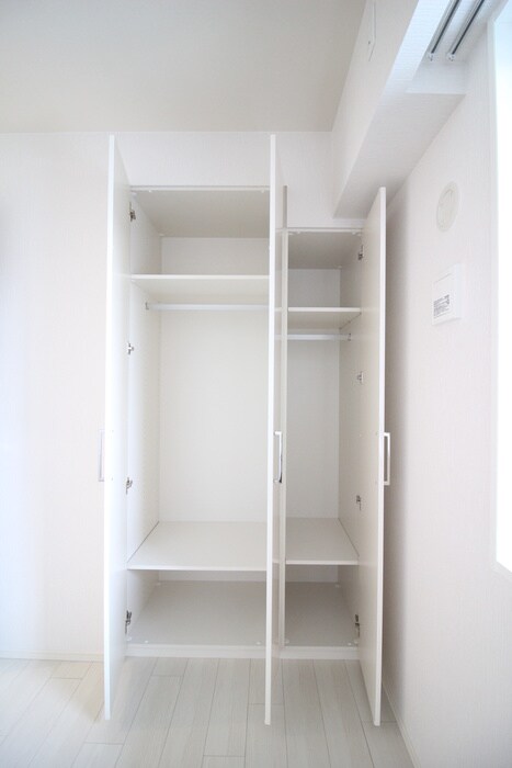 物件内観写真13　(収納)