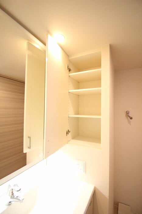 物件内観写真17　(洗面)