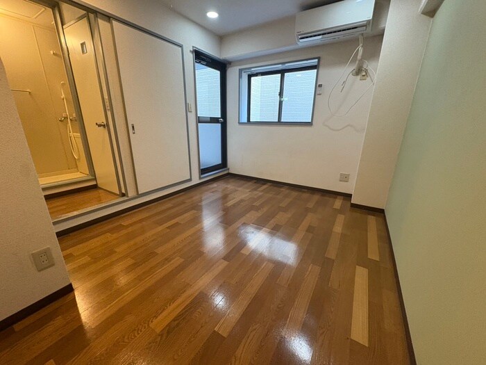 物件内観写真1　(居室)