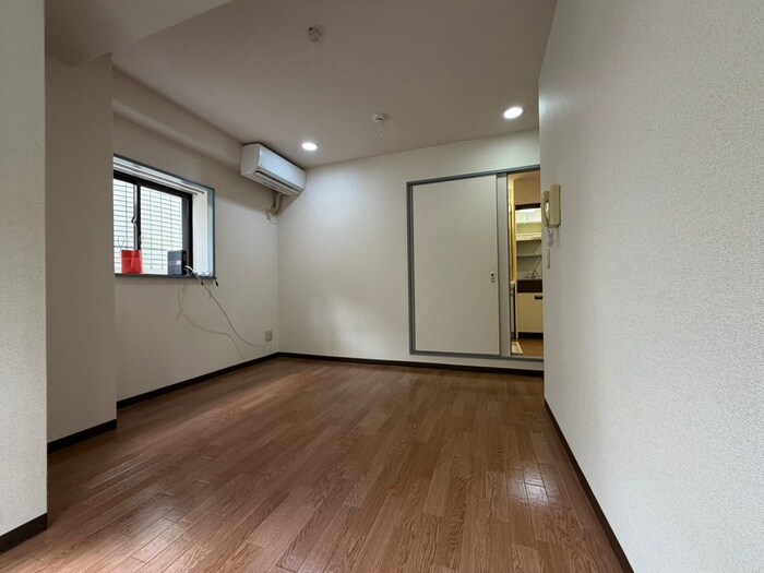 物件内観写真5　(居室)