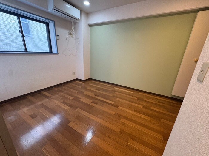 物件内観写真11　(居室)