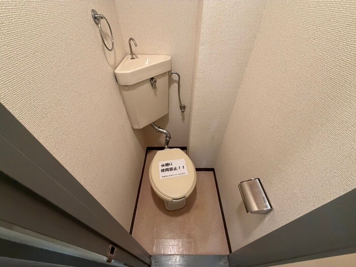 物件内観写真16　(トイレ)