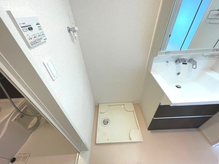 物件内観写真22　(洗濯機置場)