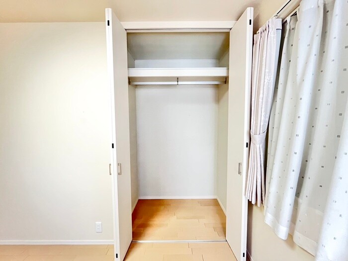 物件内観写真12　(収納)