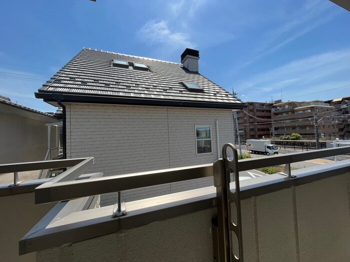 物件内観写真22　(室内からの展望)