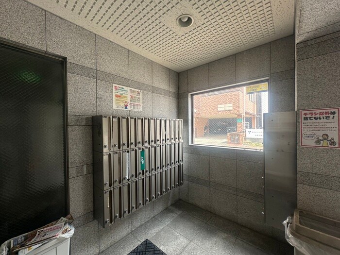 物件外観写真6　(建物設備)