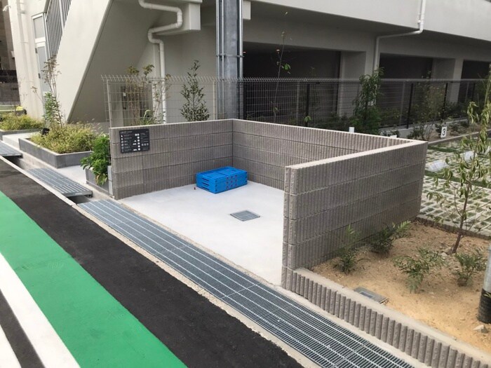 物件外観写真6　(建物設備)