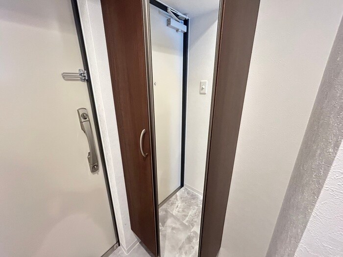 物件内観写真11　(靴箱)