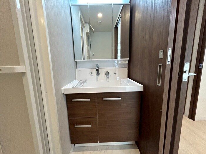 物件内観写真15　(洗面)