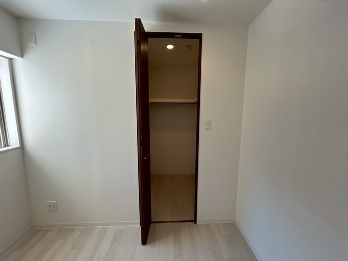 物件内観写真17　(収納)