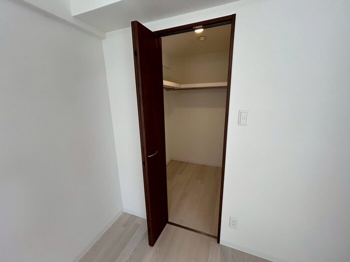 物件内観写真21　(収納)