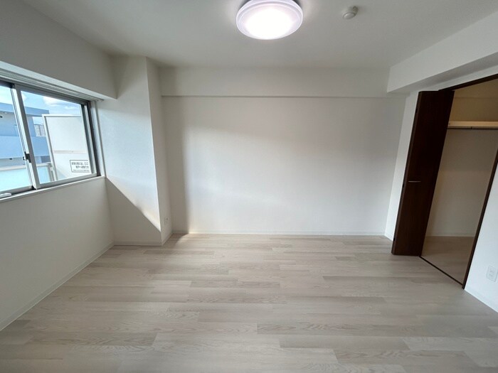 物件内観写真21　(居室)
