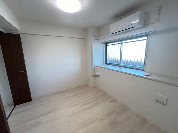 物件内観写真21　(居室)