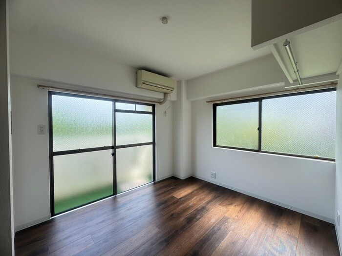 物件内観写真13　(居室)