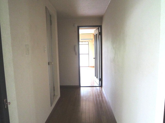 物件内観写真21　(廊下)
