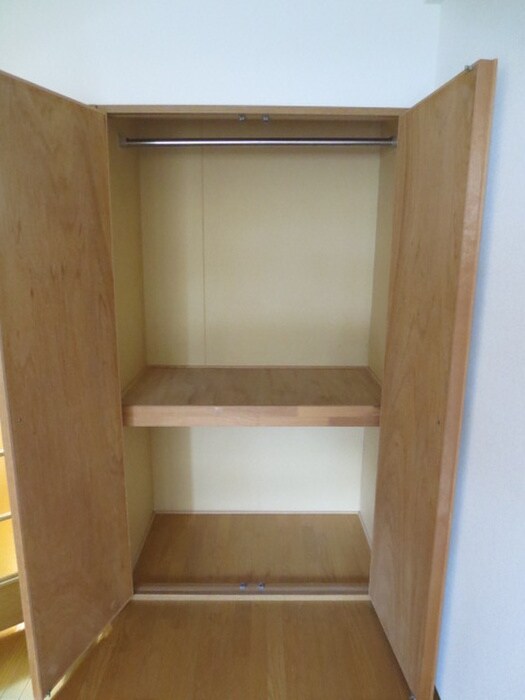 物件内観写真15　(収納)