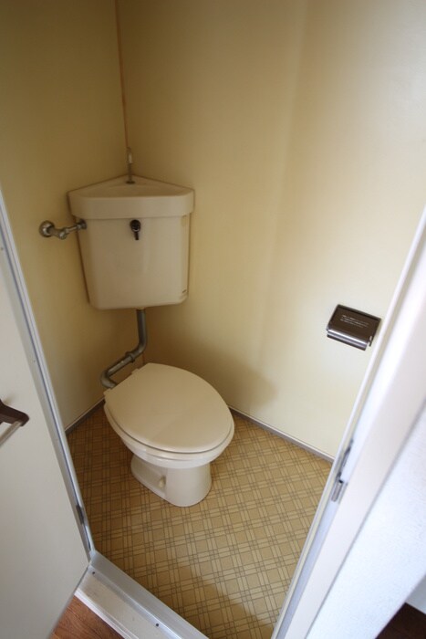 物件内観写真8　(トイレ)