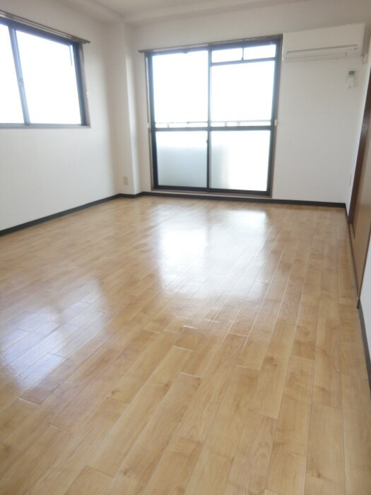 物件内観写真15　(居室)