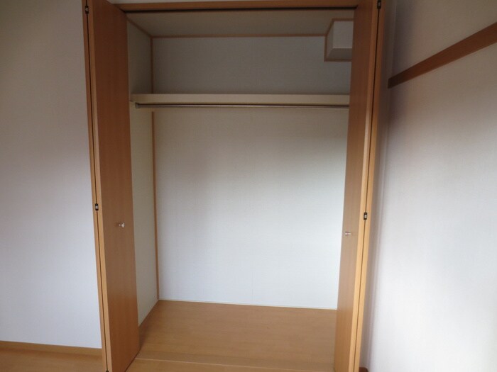 物件内観写真11　(収納)