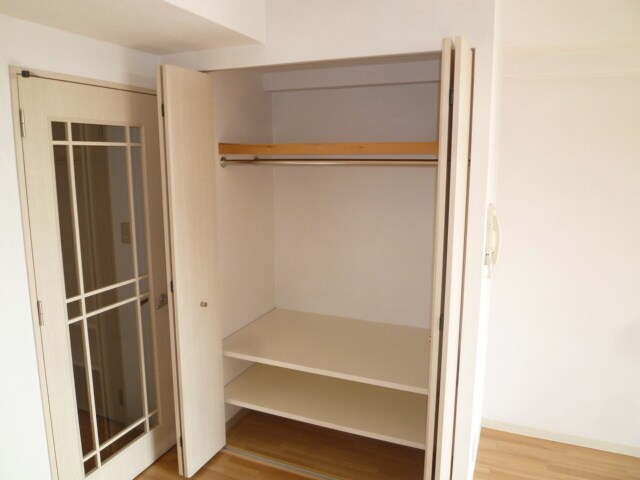 物件内観写真7　(収納)