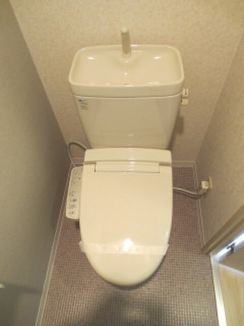 物件内観写真8　(トイレ)