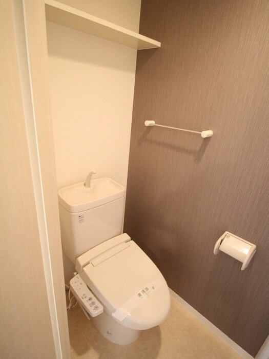 物件内観写真9　(トイレ)