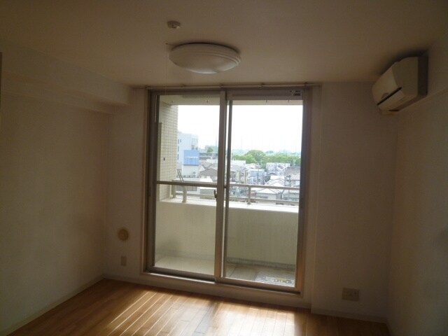 物件内観写真9　(居室)