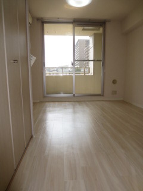 物件内観写真11　(居室)