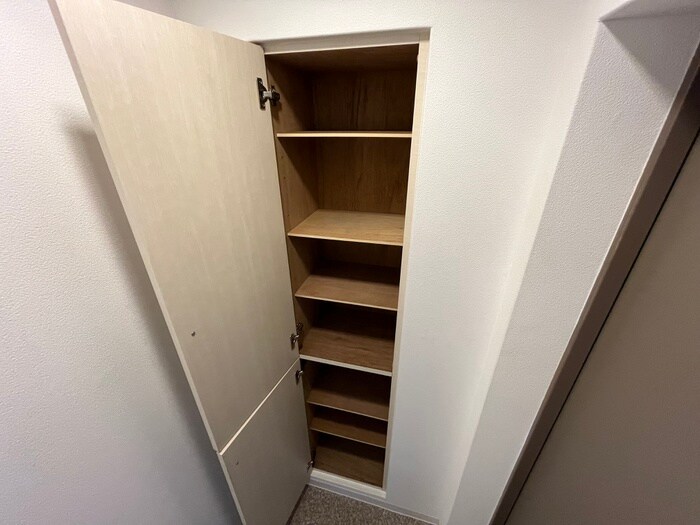 物件内観写真16　(靴箱)