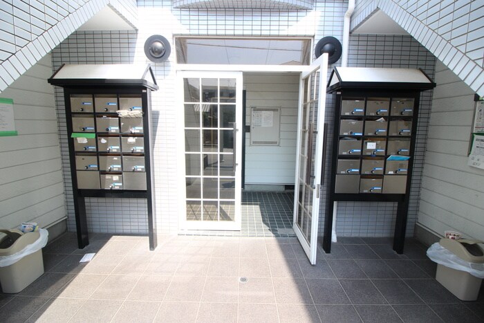 物件外観写真4　(建物設備)