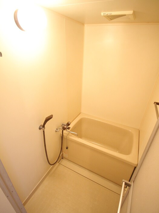 物件内観写真12　(バス／シャワールーム等)