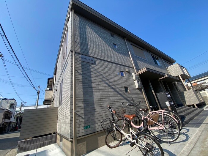 物件外観写真1　(外観写真)