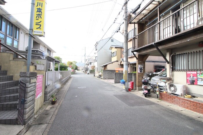 物件外観写真6　(周辺環境)