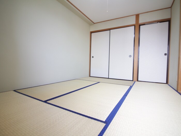 物件内観写真10　(居室)