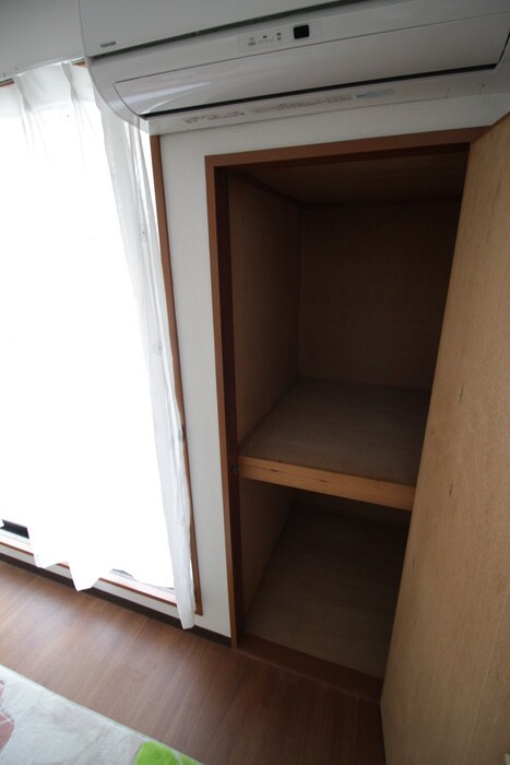 物件内観写真10　(収納)