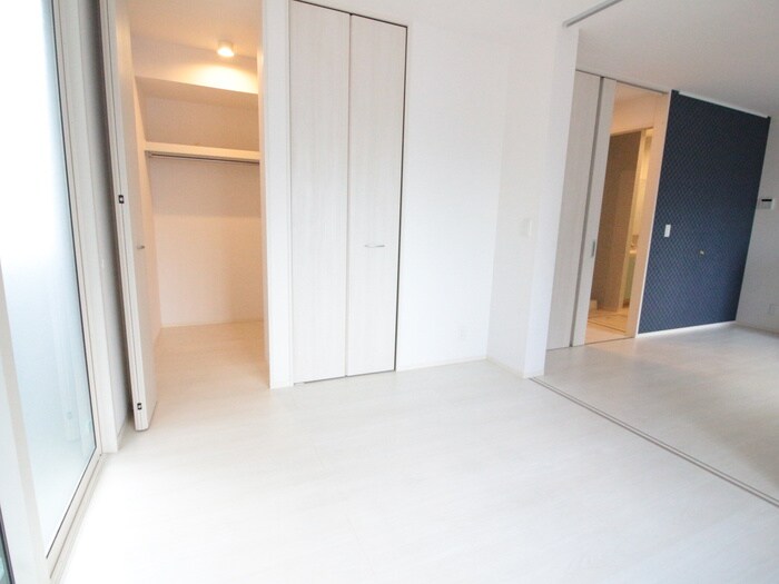 物件内観写真4　(居室)