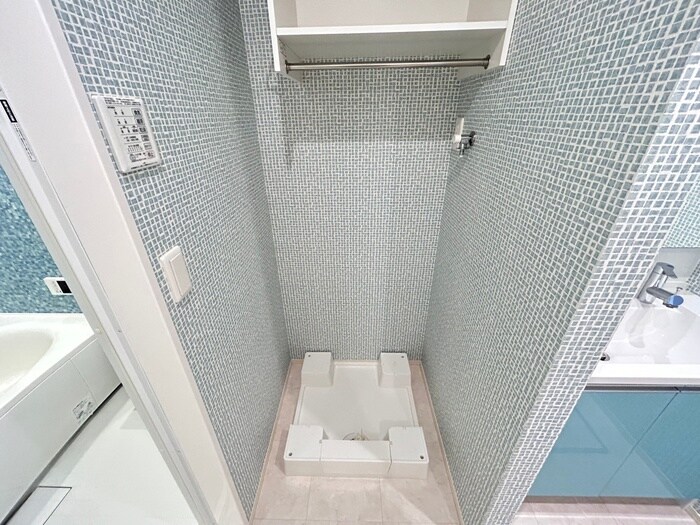 物件内観写真9　(洗濯機置場)