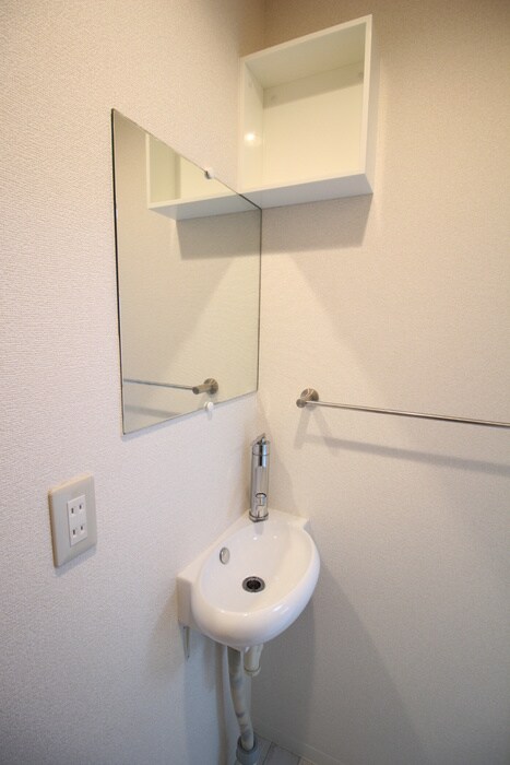 物件内観写真13　(洗面)