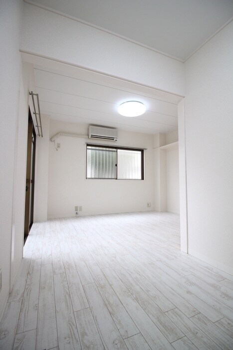 物件内観写真19　(居室)