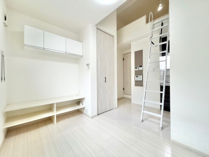 物件内観写真1　(居室)