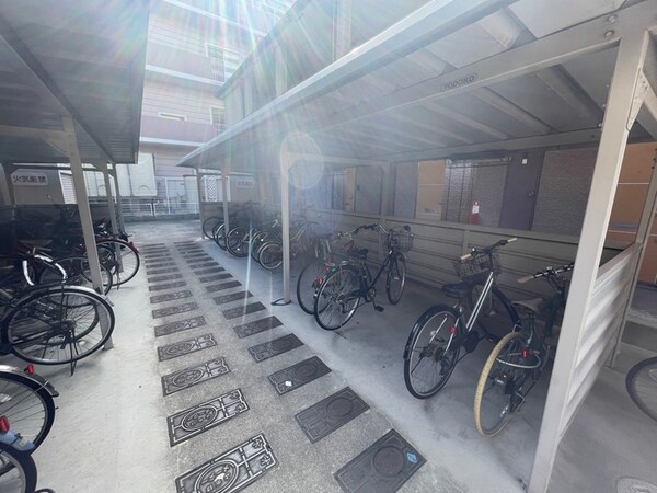駐輪場