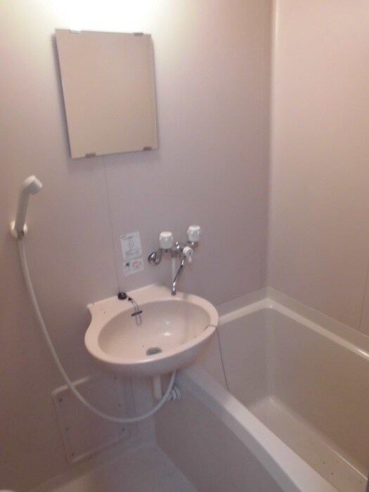 物件内観写真10　(バス／シャワールーム等)