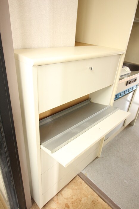 物件内観写真10　(収納)