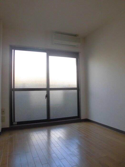 物件内観写真17　(居室)