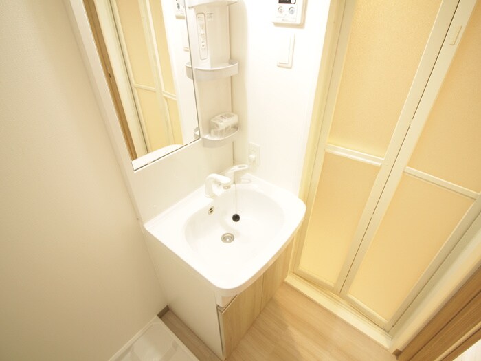 物件内観写真11　(洗面)