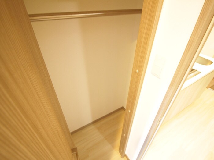 物件内観写真21　(収納)