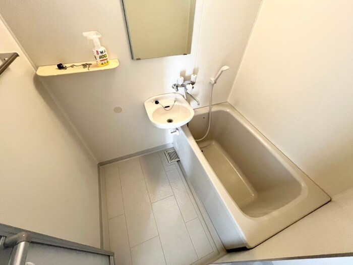 物件内観写真8　(バス／シャワールーム等)