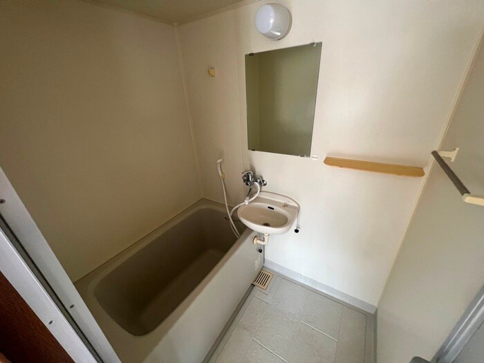 物件内観写真9　(バス／シャワールーム等)