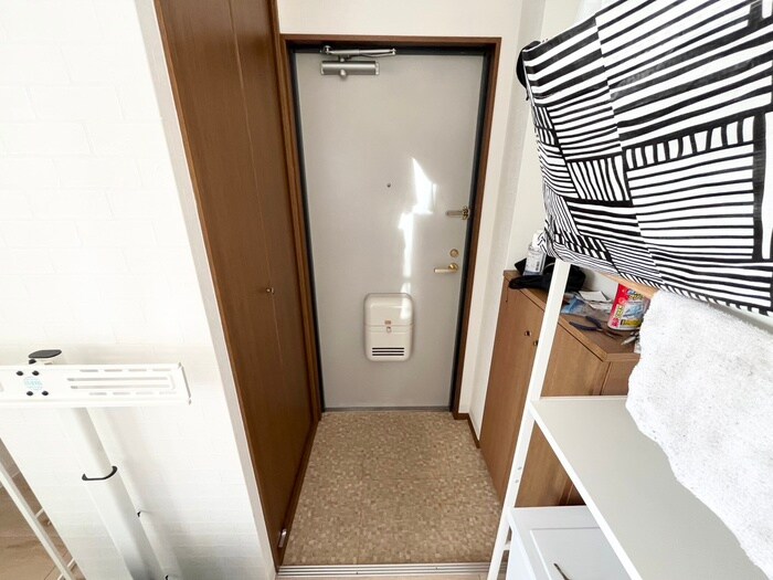 物件内観写真19　(玄関)